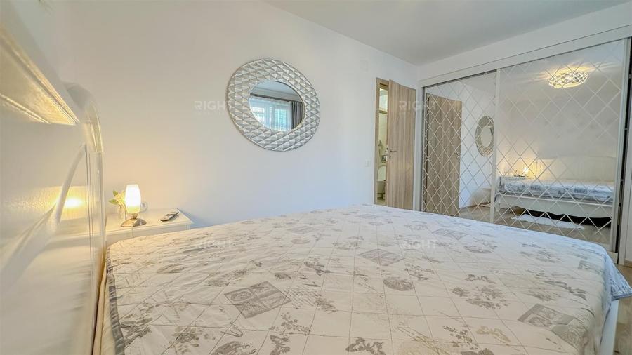 Apartament cu 2 camere decomandat, mobilat în Tractorul