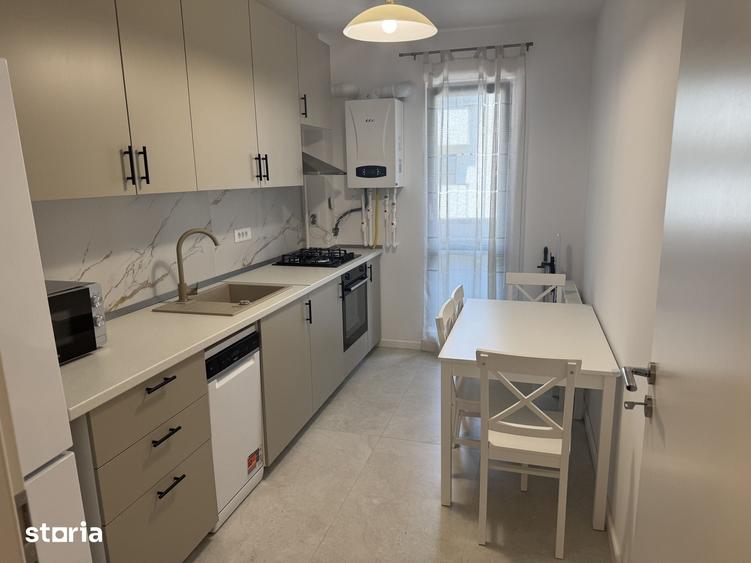 Apartament cu 2 camere decomandat în Central