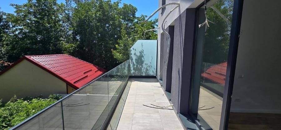 Duplex cu 4 camere cu Canalizare în Bucureștii Noi