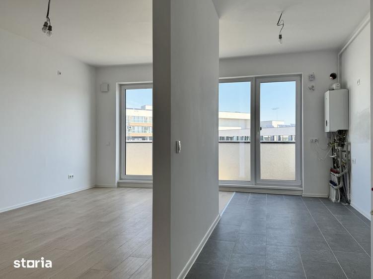 Apartament cu 3 camere semidecomandat în Străulești
