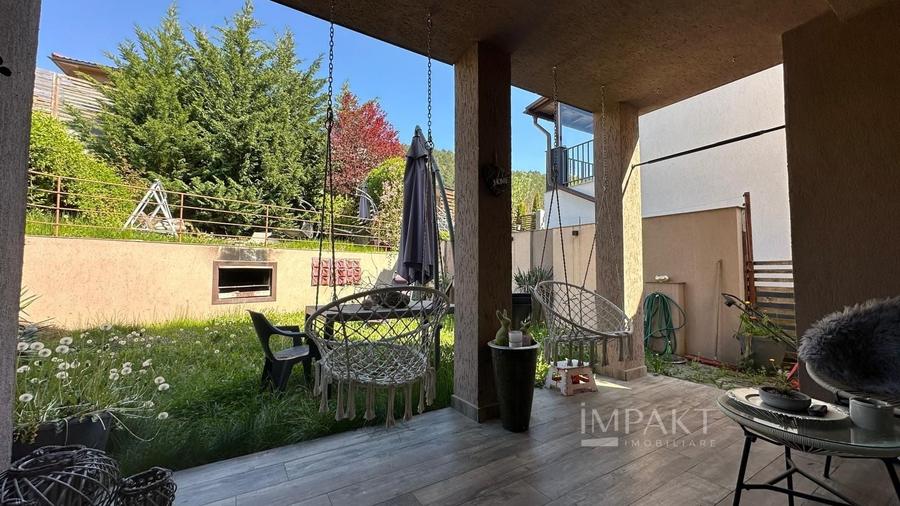 Duplex cu 4 camere cu Canalizare în Florești