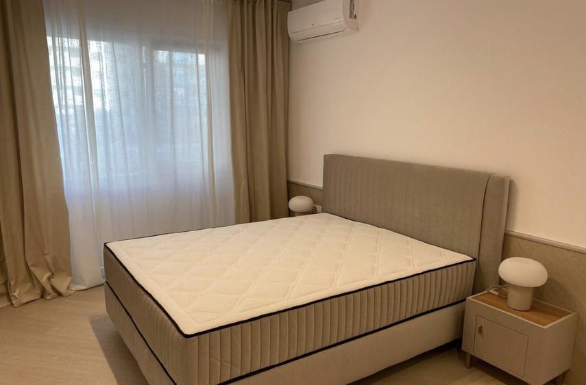 Apartament cu 3 camere decomandat, mobilat în Aviației