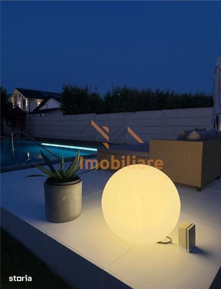 Casă cu 6 camere cu Teren 1178 Mp în Sânmartin
