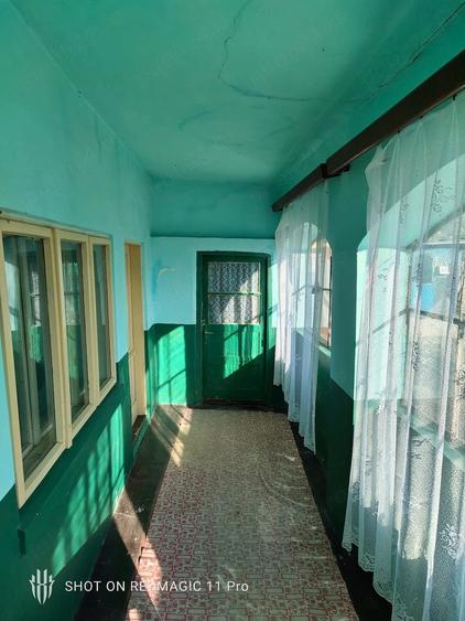 Casă cu 4 camere cu Teren 1430 Mp în Central