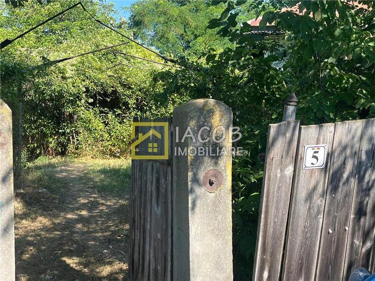 Teren Construcții intravilan de 1541 mp, în Buhoci