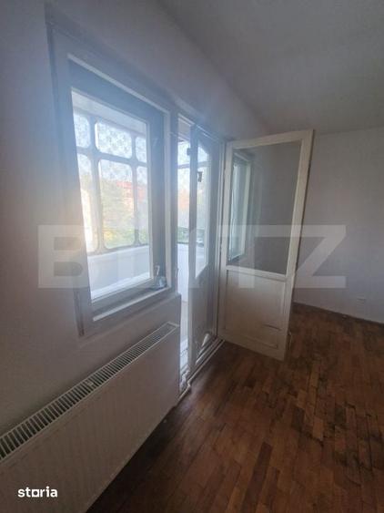 Apartament cu 2 camere semidecomandat în George Enescu