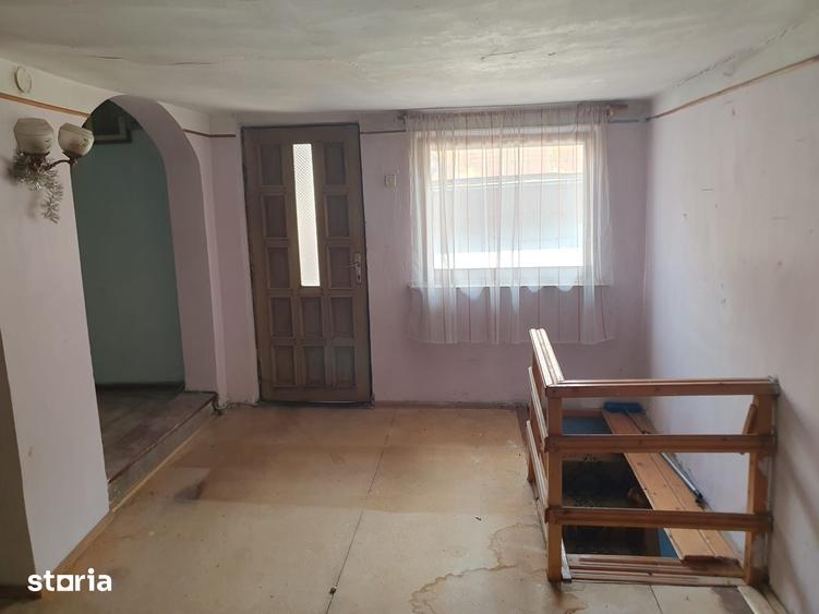 Casă cu Teren 327 Mp în Central