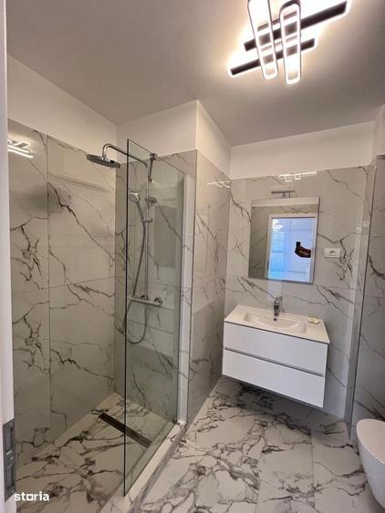 Apartament cu 2 camere decomandat în Universitate