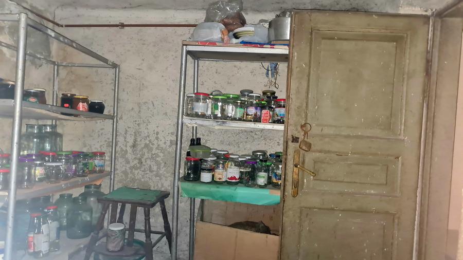 Casă cu 2 camere cu Canalizare în Centrul Istoric
