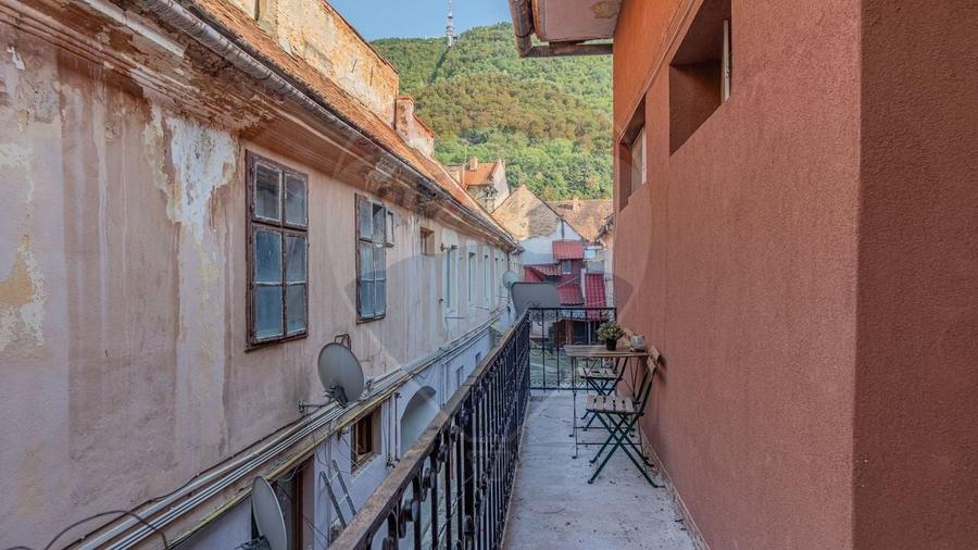 Apartament cu 2 camere, mobilat în Centrul Istoric