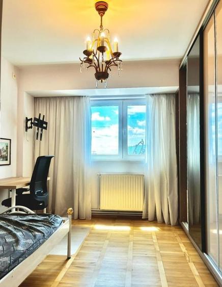 Apartament 4 camere renovat recent +CTP +Loc de parcare in zona 13 Septembrie - 19