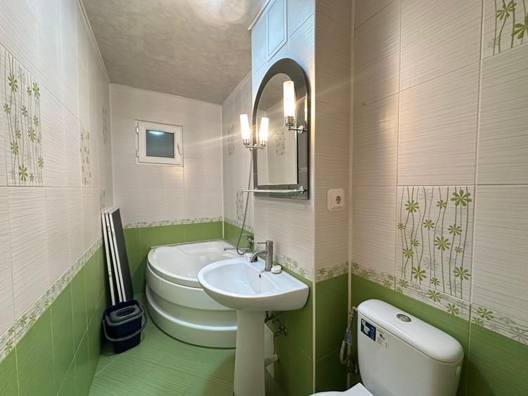 Apartament cu 2 camere decomandat în Mazepa 2