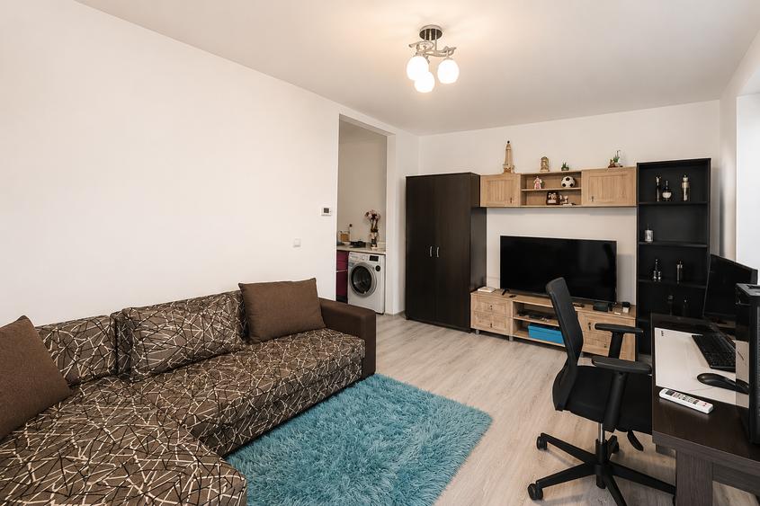 Apartament cu 2 camere semidecomandat în Braytim