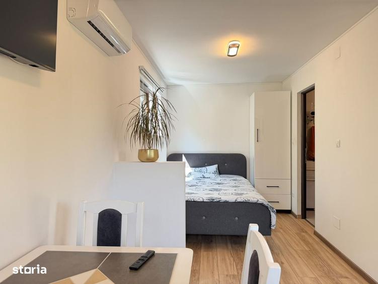 Casă cu 4 camere decomandat în Sântandrei