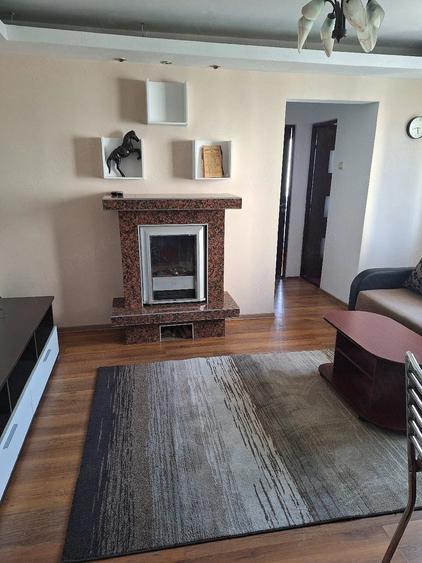 Inchiriez apartament 3 camere - 3