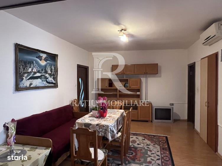 Apartament cu 3 camere în Centru Civic