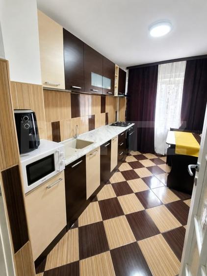 Apartament 2 camere, 58 mp, zona Micro 12 - 5