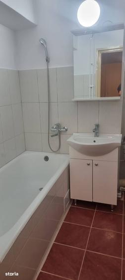 Apartament cu 3 camere decomandat în Ultracentral