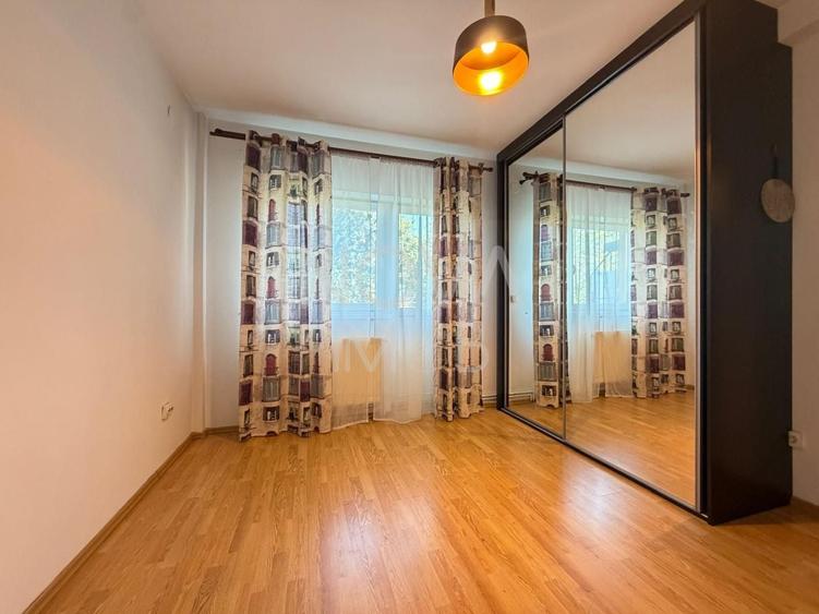 Apartament 3 camere de inchiriat, Str. Stefan Cel Mare - 6