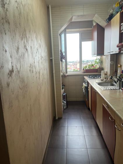 Apartament cu 2 camere semidecomandat în Rahova