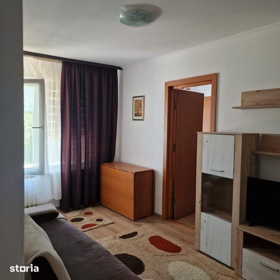 Apartament cu 2 camere semidecomandat în Inel II