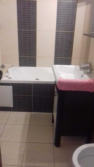 Apartament cu 2 camere decomandat în Obor