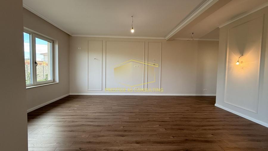 Duplex cu 3 camere cu Canalizare în Moșnița Nouă