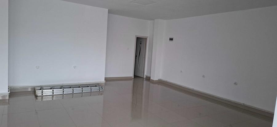 Spațiu comercial, de 80 mp, în Central