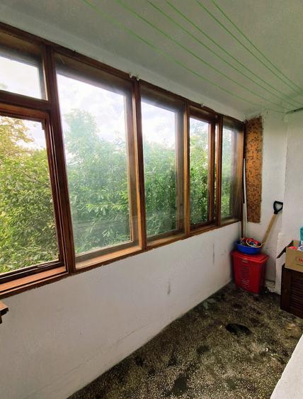 Apartament cu 3 camere semidecomandat în Micro 16