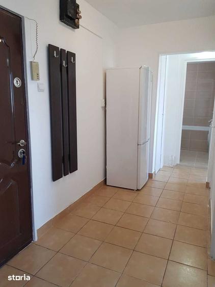 Apartament cu 2 camere decomandat în Militari