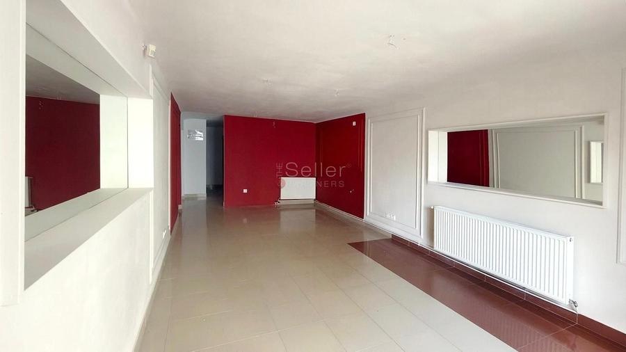 Spațiu comercial, de 107 mp, în Central