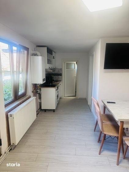 Inchiriez apartament 3 camere - 7