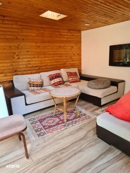 Casă cu 5 camere cu Teren 350 Mp în Central