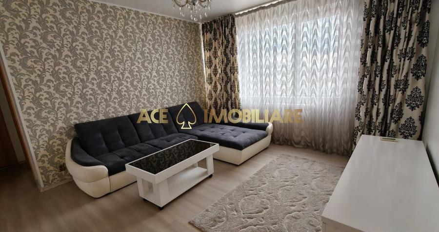 Apartament cu 3 camere semidecomandat, mobilat în P-ța Unirii