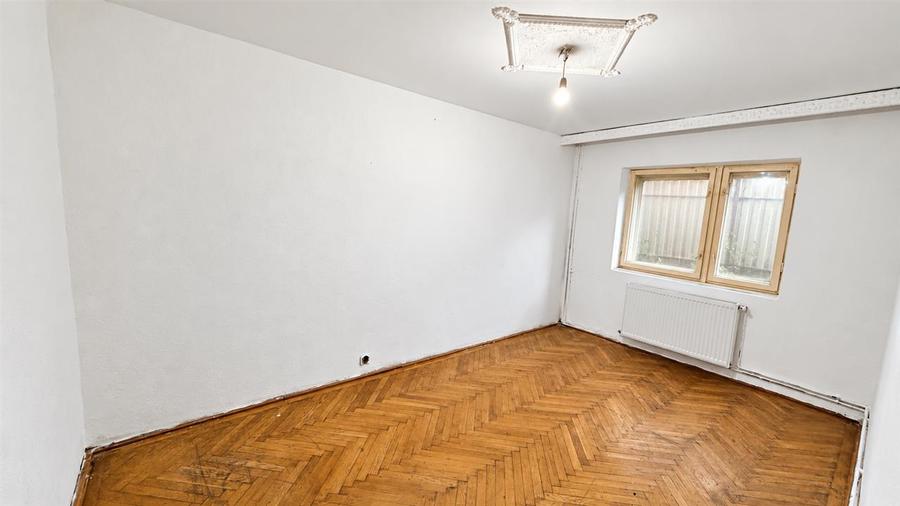 Apartament cu 2 camere decomandat în Astra