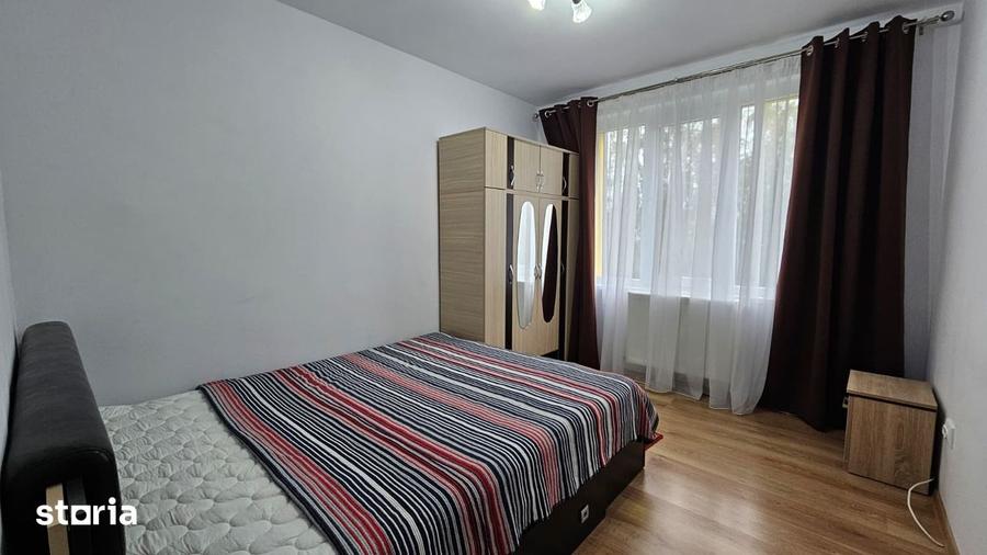 Apartament cu 4 camere în Tractorul