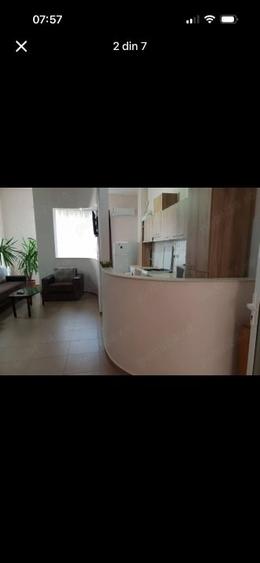 Închiriez apartament. Decomandat cu trei camere zona Delfinariu - 9