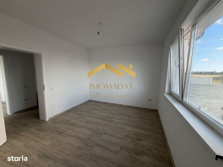 Casă cu 3 camere cu Teren 297 Mp în Bucovăț