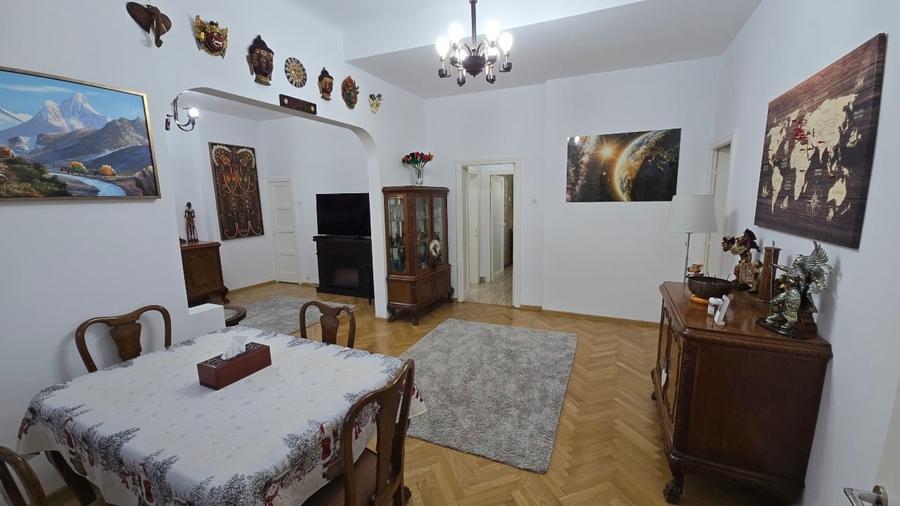 Apartament cu 4 camere decomandat, mobilat în Domenii