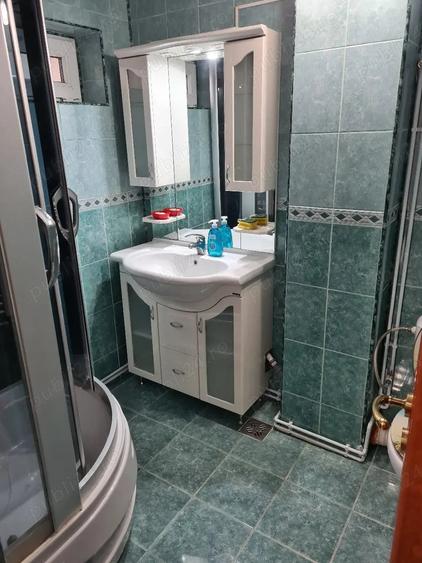 Apartament cu 2 camere decomandat în Micro 6