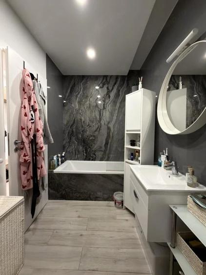 Apartament cu 2 camere semidecomandat, mobilat în Dumbrăvița