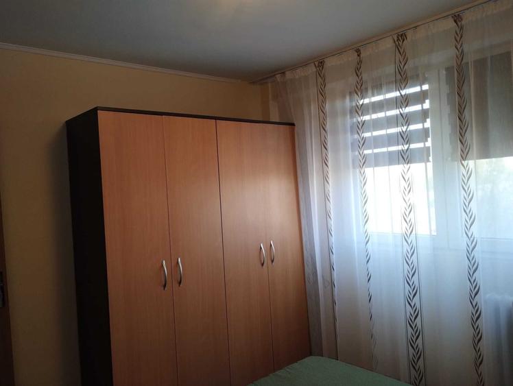Apartament cu 2 camere decomandat în Berceni