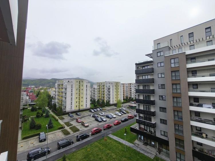 Apartament cu 2 camere decomandat în Avantgarden