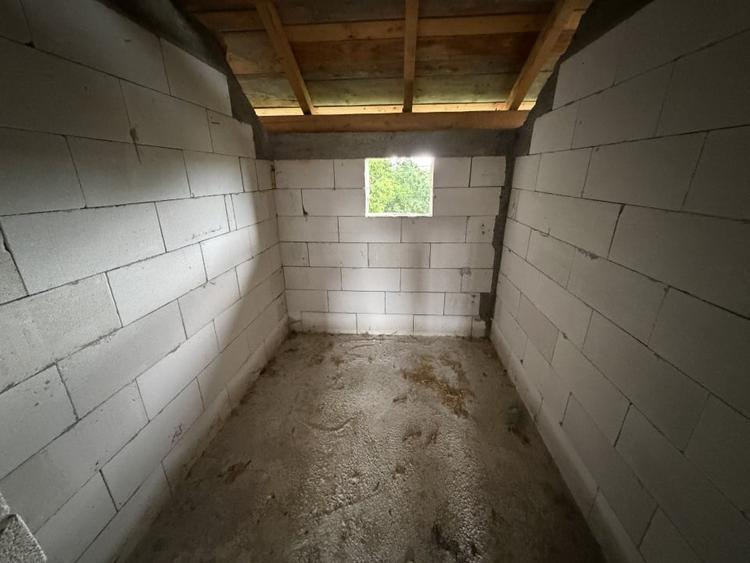 Casă individuală cu 5 camere cu Teren 1500 Mp în Bărăbanț