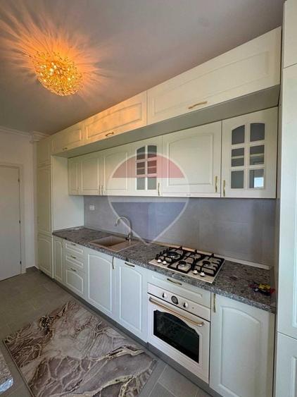 Apartament cu 2 camere decomandat, mobilat în Nicolina