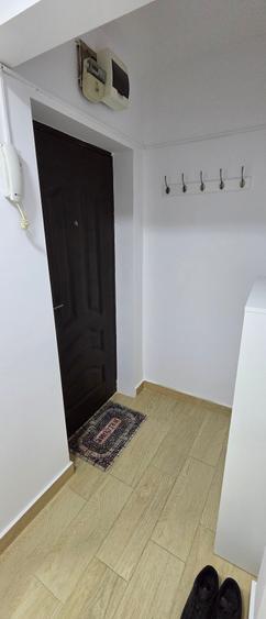 Apartament cu 2 camere semidecomandat în P-ța Reșița
