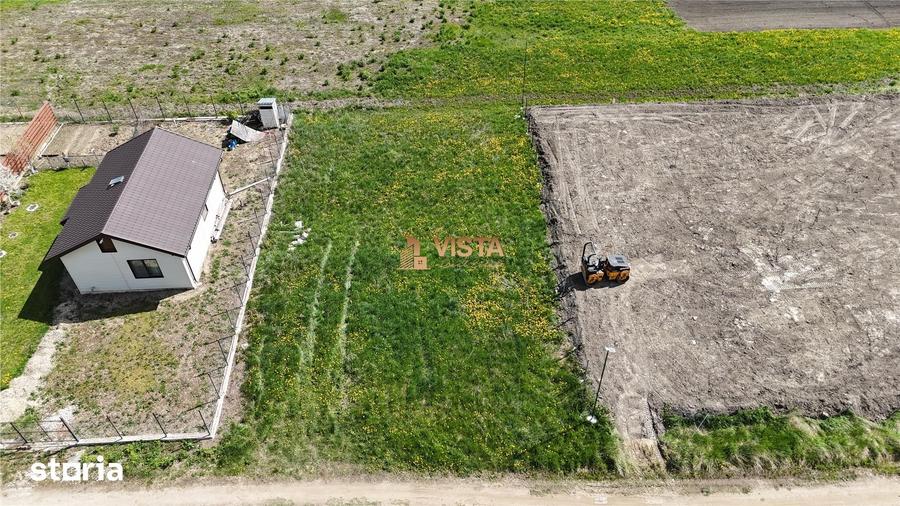 Teren de 500 mp, în Stupini