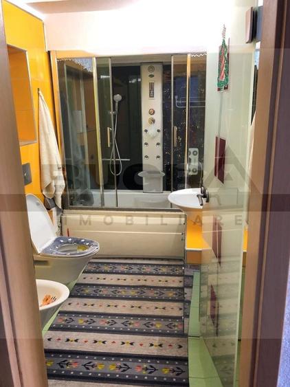 Apartament cu 3 camere decomandat în Zorilor