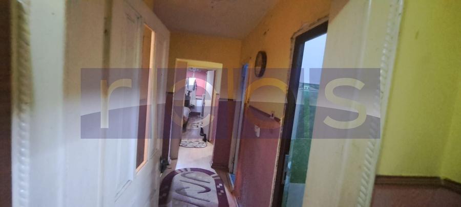 Apartament cu 4 camere decomandat în Ultracentral