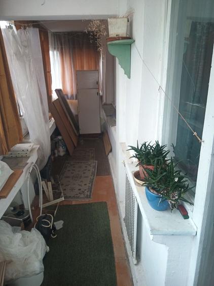 Apartament cu 3 camere decomandat în Gheorghe Lazăr